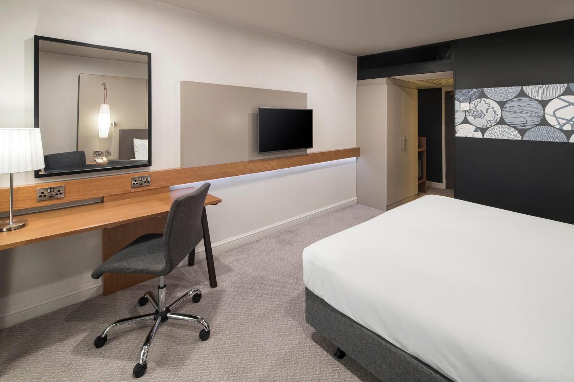 Standard Zimmer mit Kingsize-Bett
