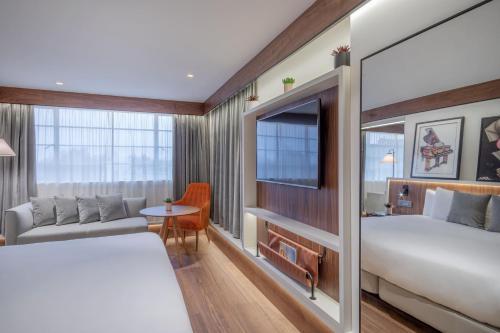Premium King Room,1774423288:JPEG