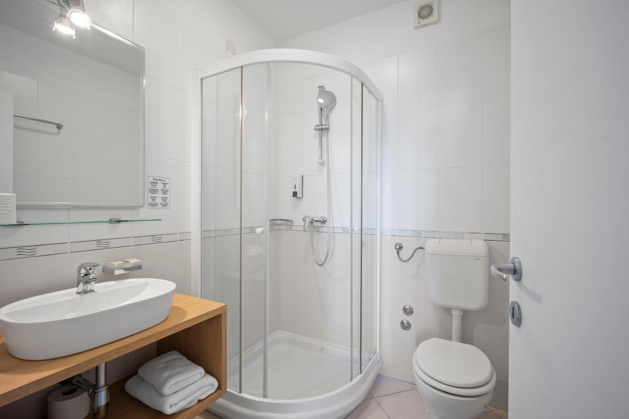 Doppelzimmer mit Balkon