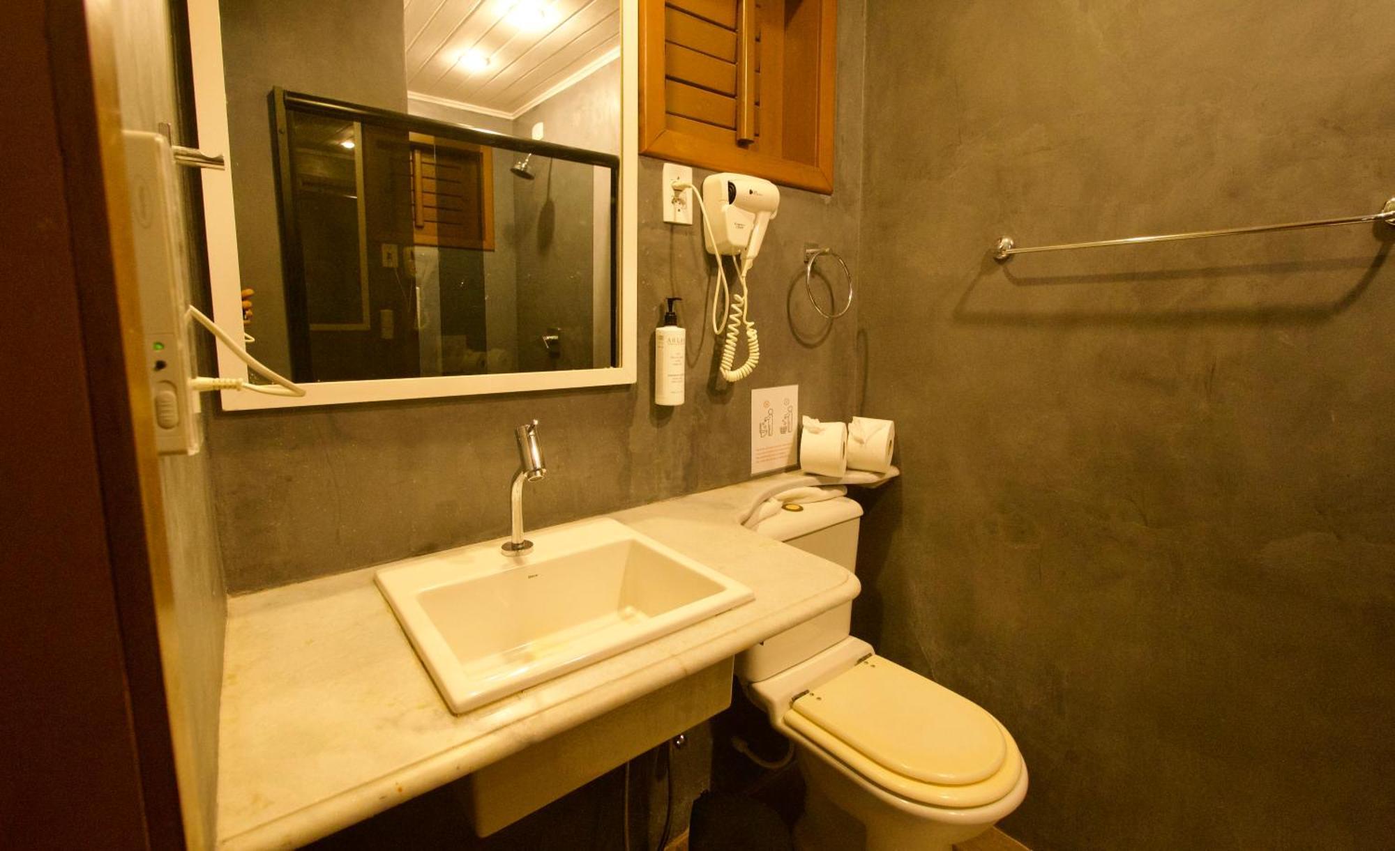 Quarto Triplo Superior