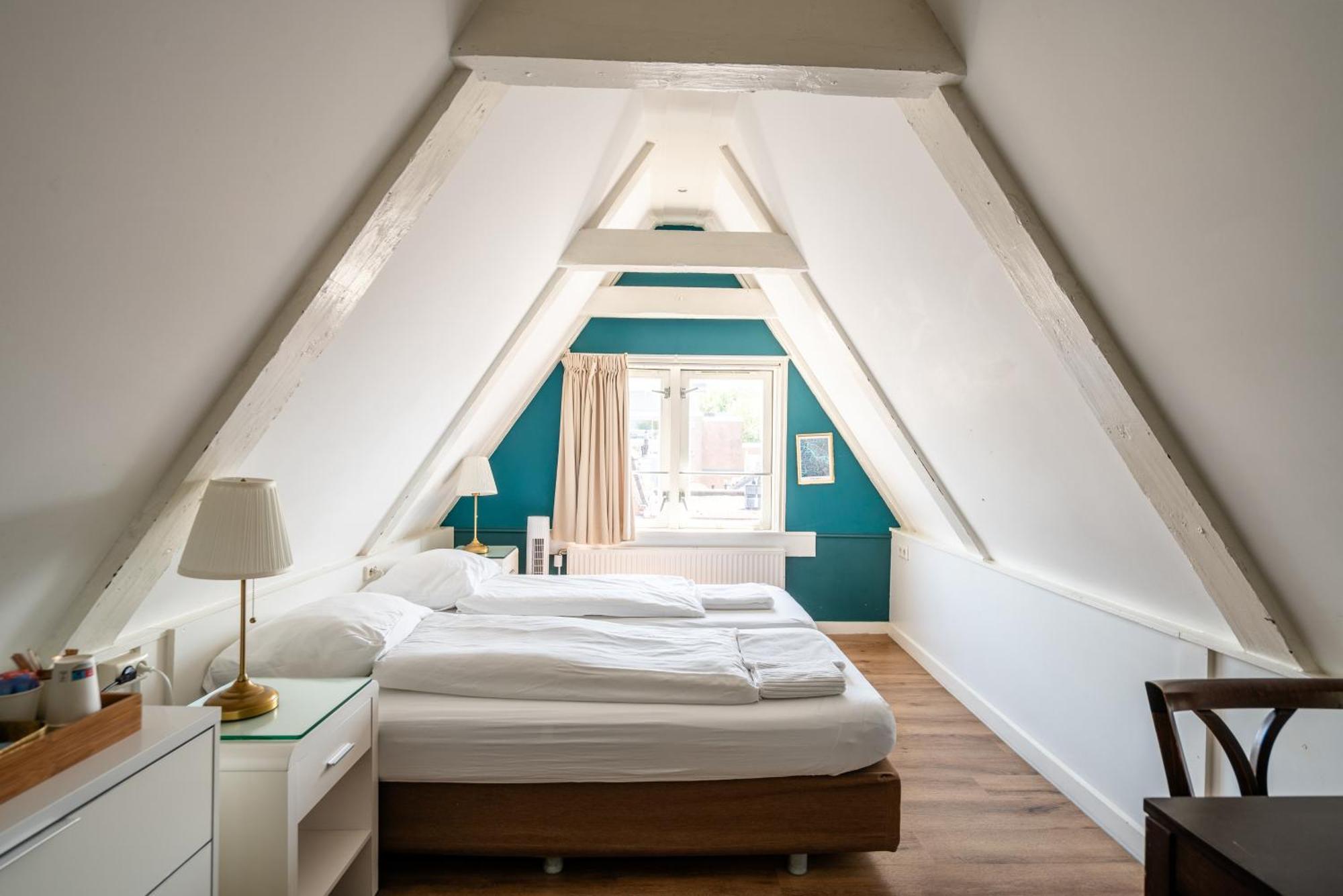 Zweibettzimmer