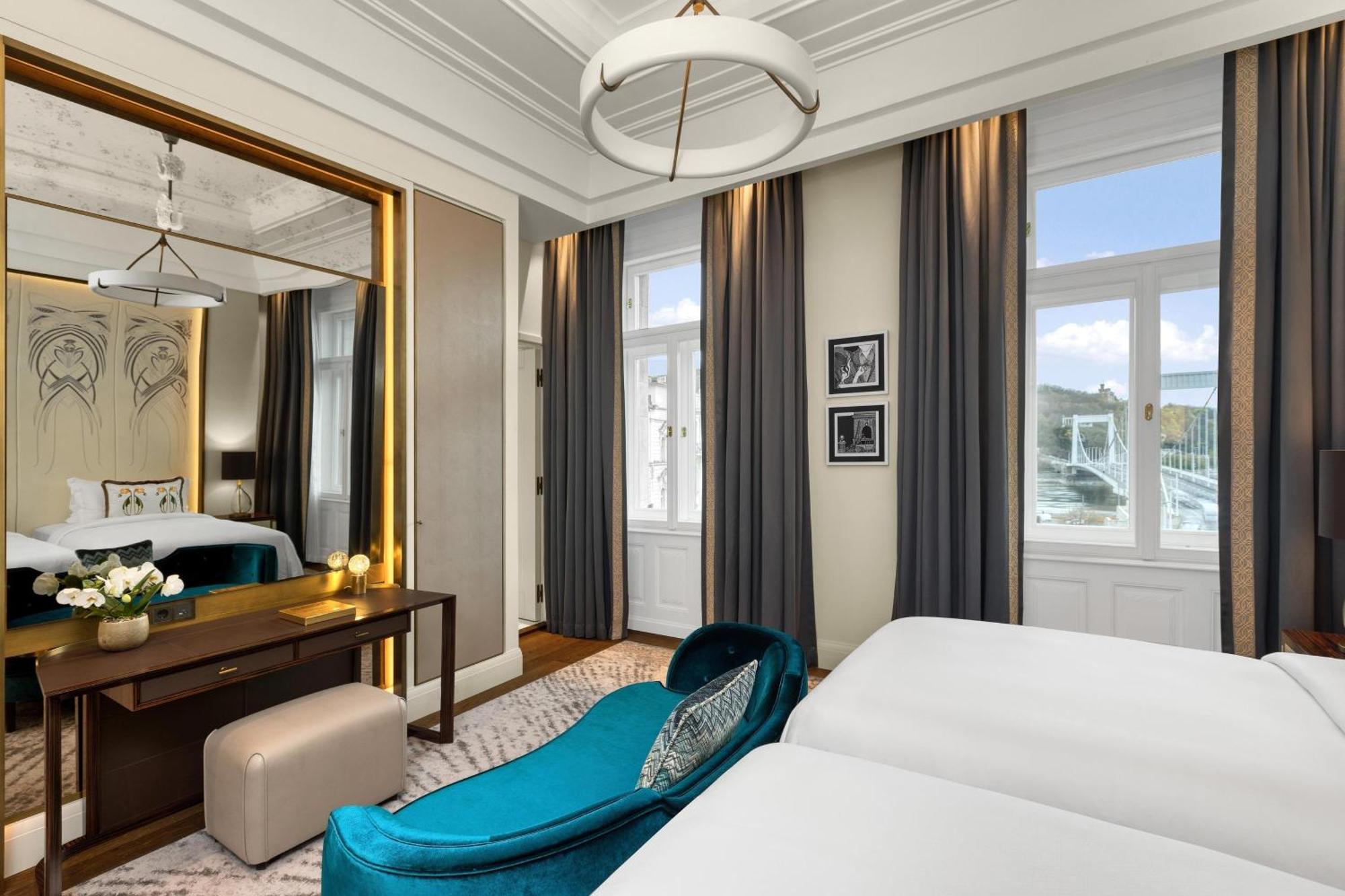 Zweibettzimmer mit Blick auf den Fluss