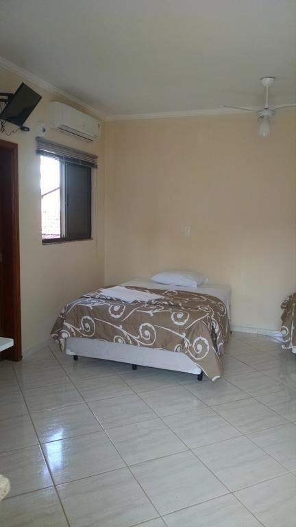 Quarto Duplo