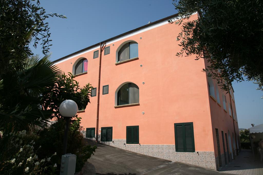 Appartamento con 1 Camera da Letto (2 Adulti)