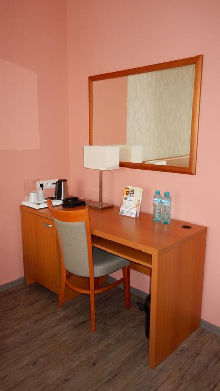 Anti-allergic Double or Twin Room with Access to public Relax Centre
