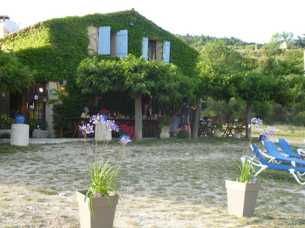 Chambre Quadruple avec Salle de Bains Commune