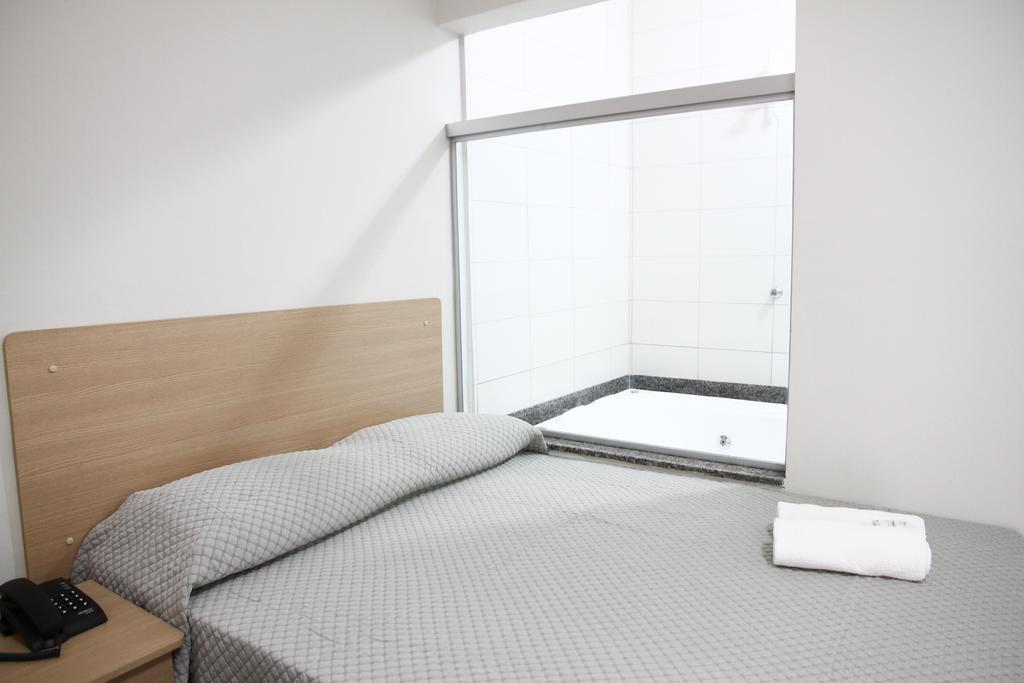 Quarto Deluxe com Cama Queen-size
