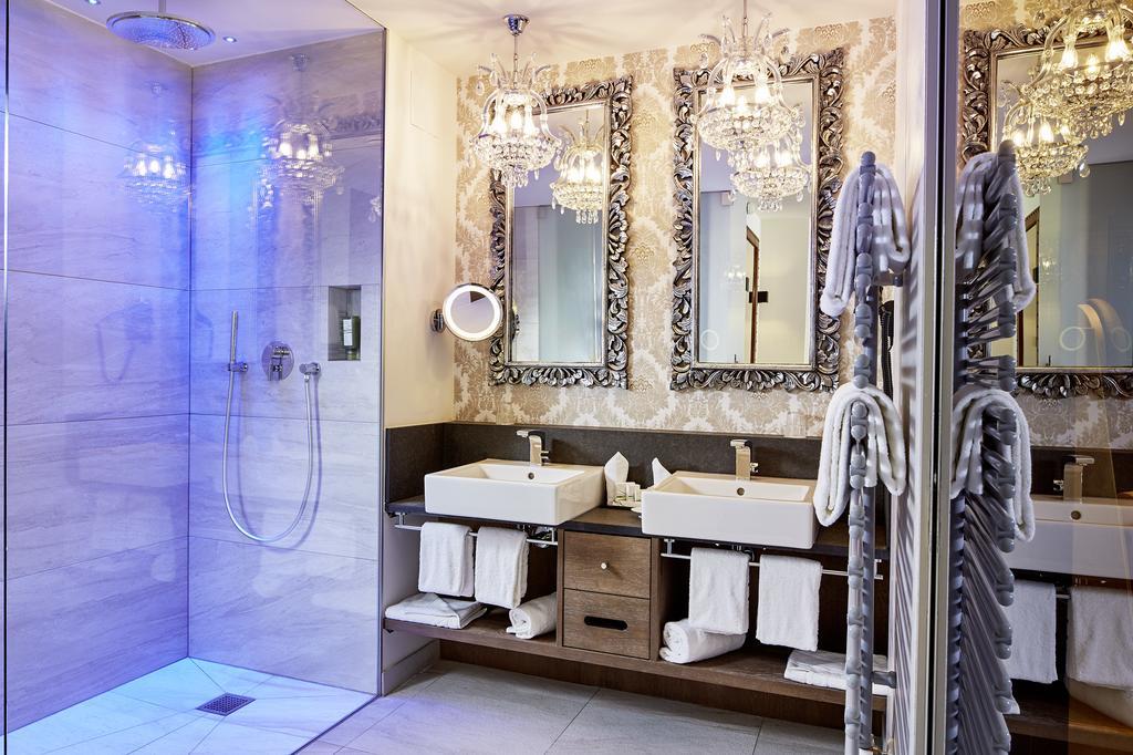 Superior Suite Fabulous
