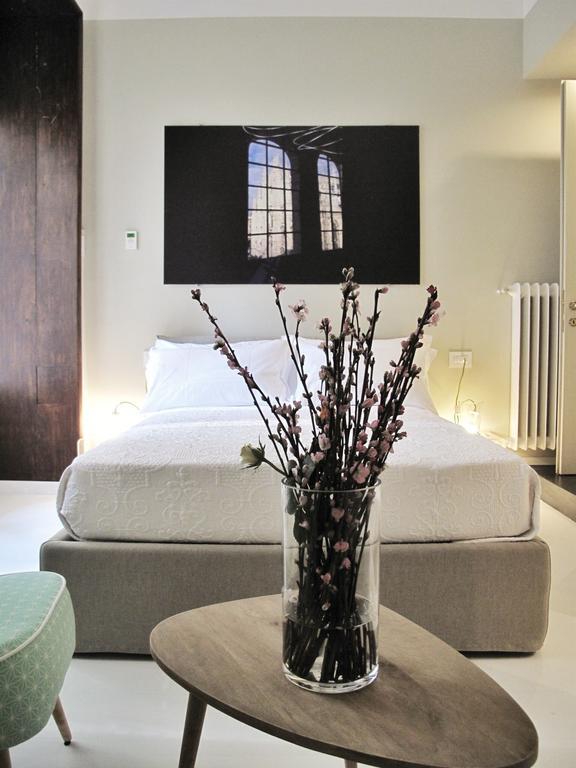 Kleine Tweepersoonskamer met Patio