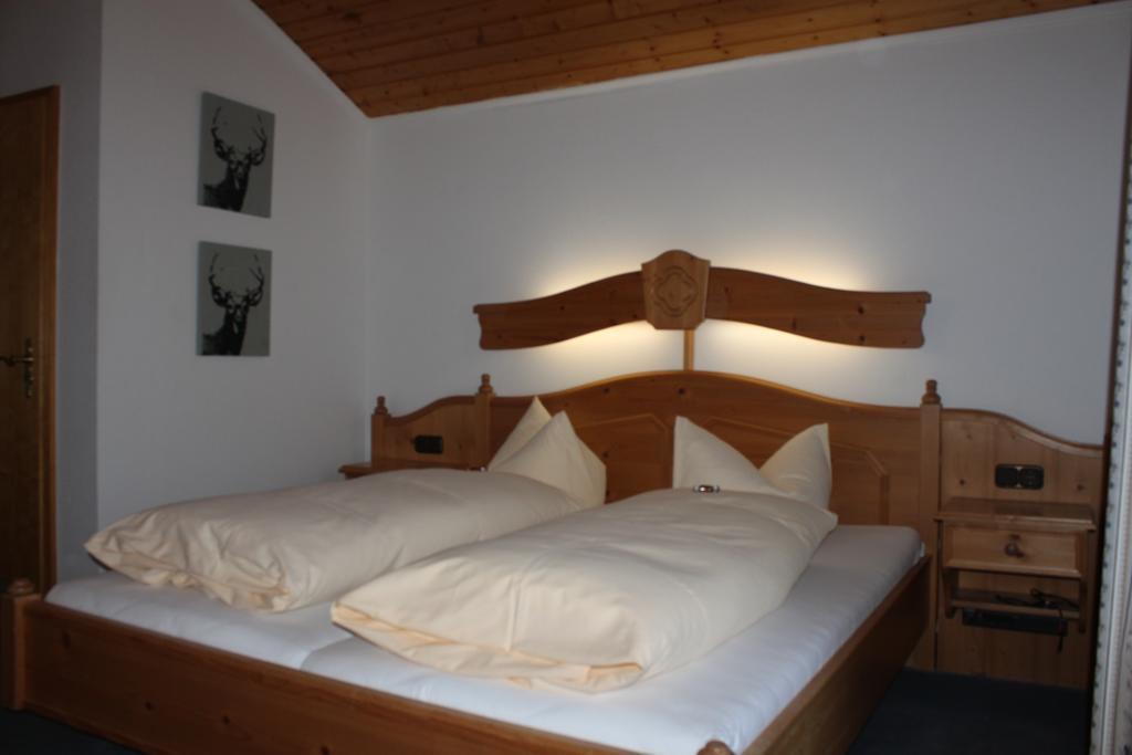 Vierbettzimmer mit Balkon