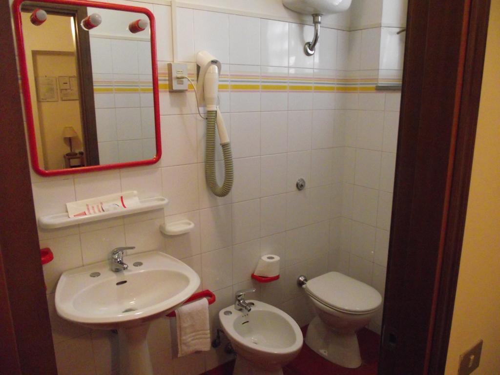 Camera Singola con Bagno