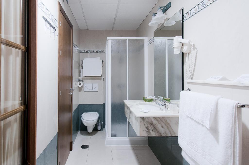 Twin Room,215605571:JPEG