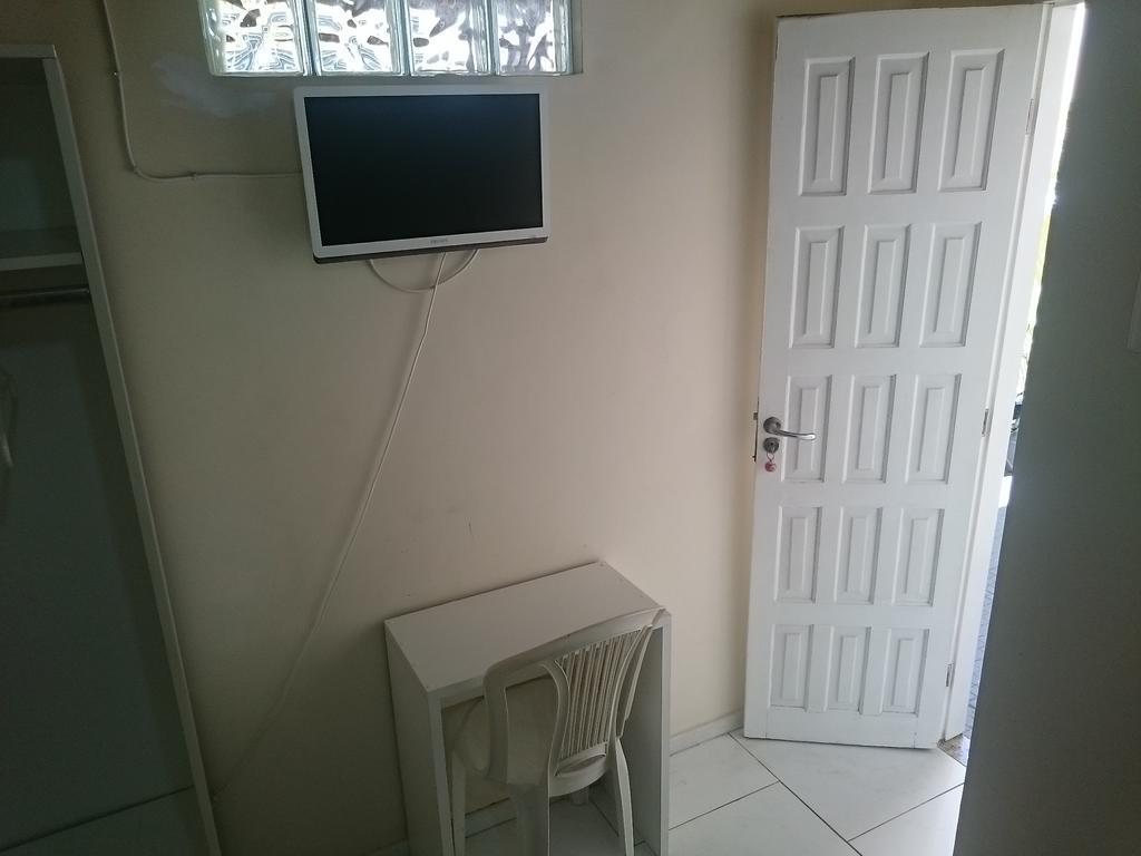 Single Room with Fan,215810318:JPEG