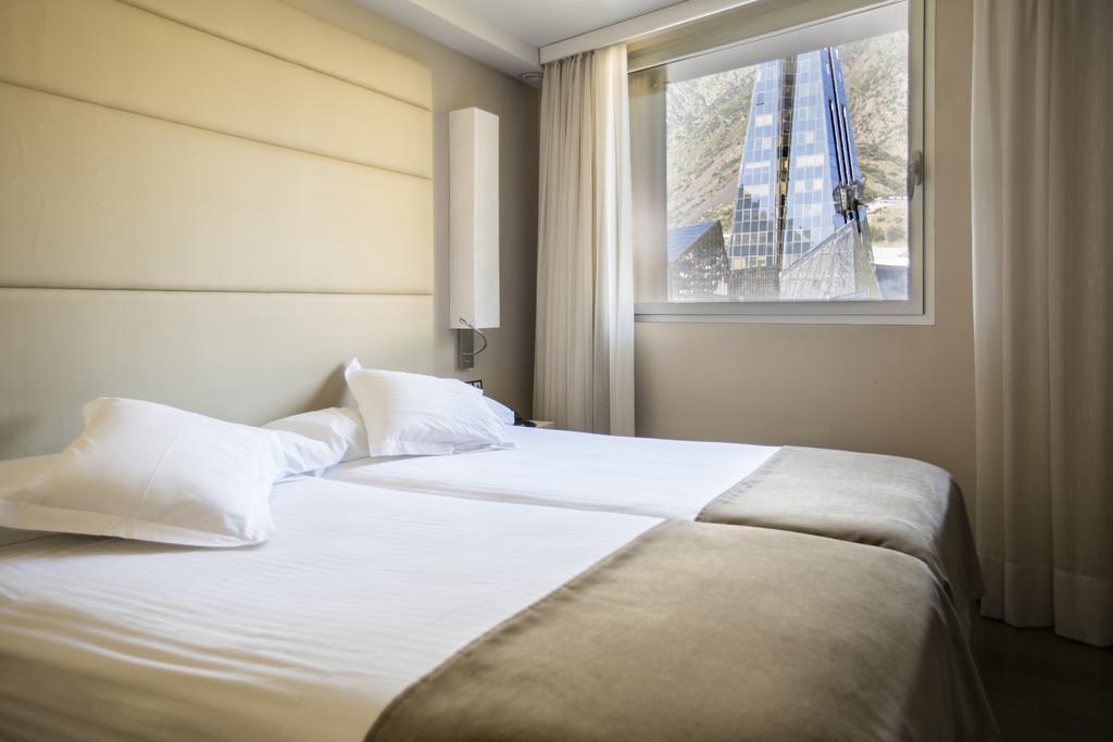 Twin Room,1277447881:JPEG