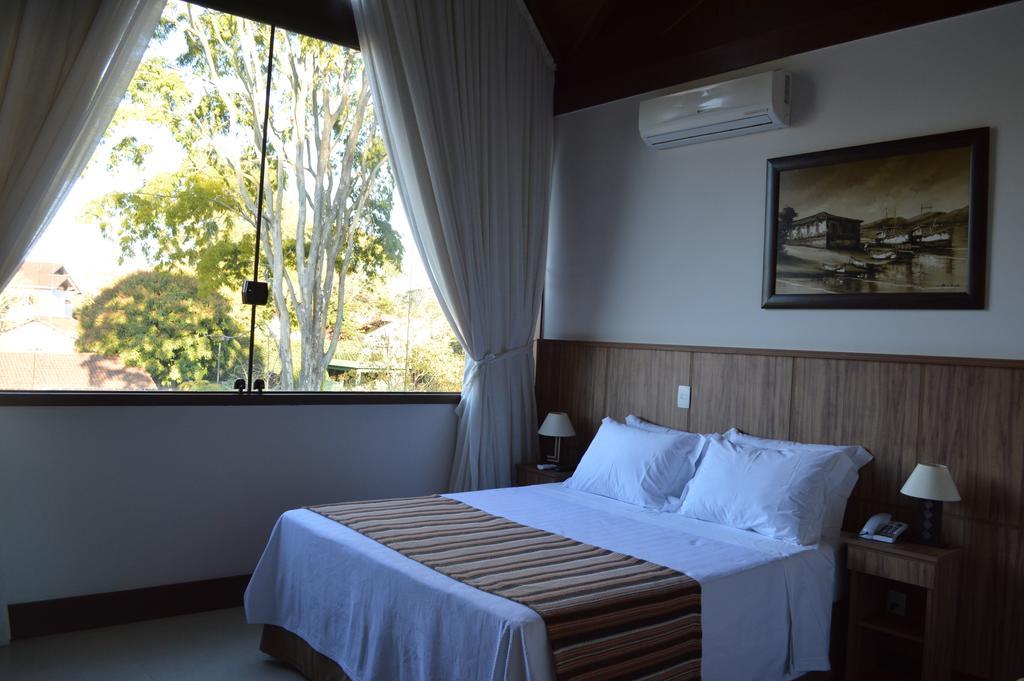 Quarto Triplo Superior