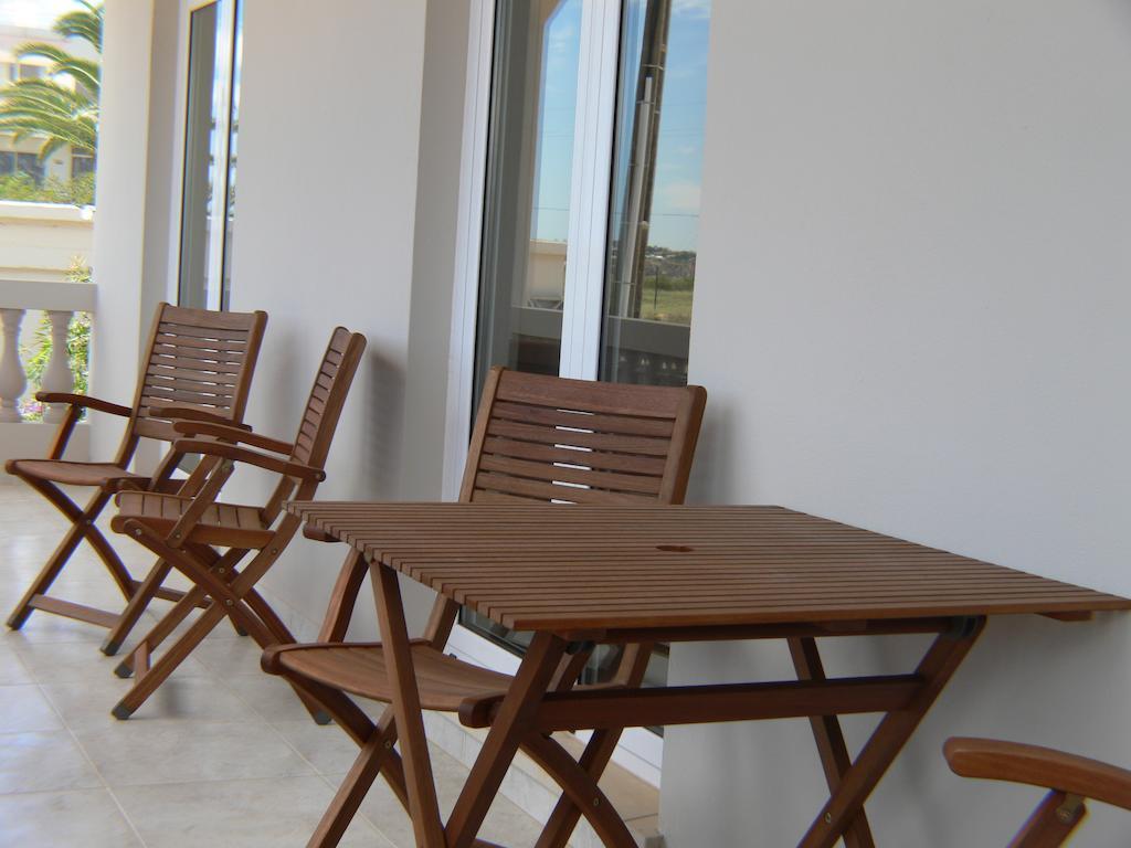 Quarto Duplo com Varanda e Vista Mar