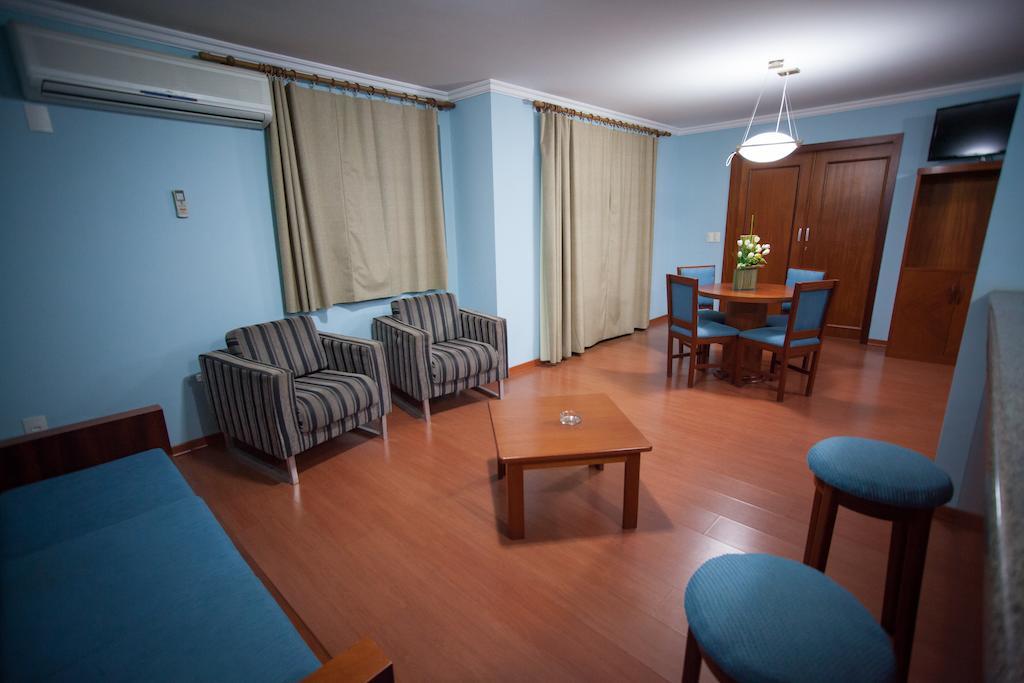 Quarto Standard com Cama de Casal ou 2 de Solteiro