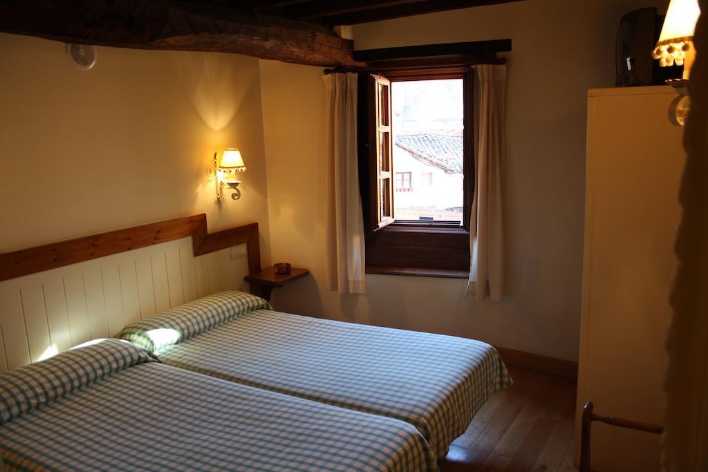 Double or Twin Room,244798821:JPEG