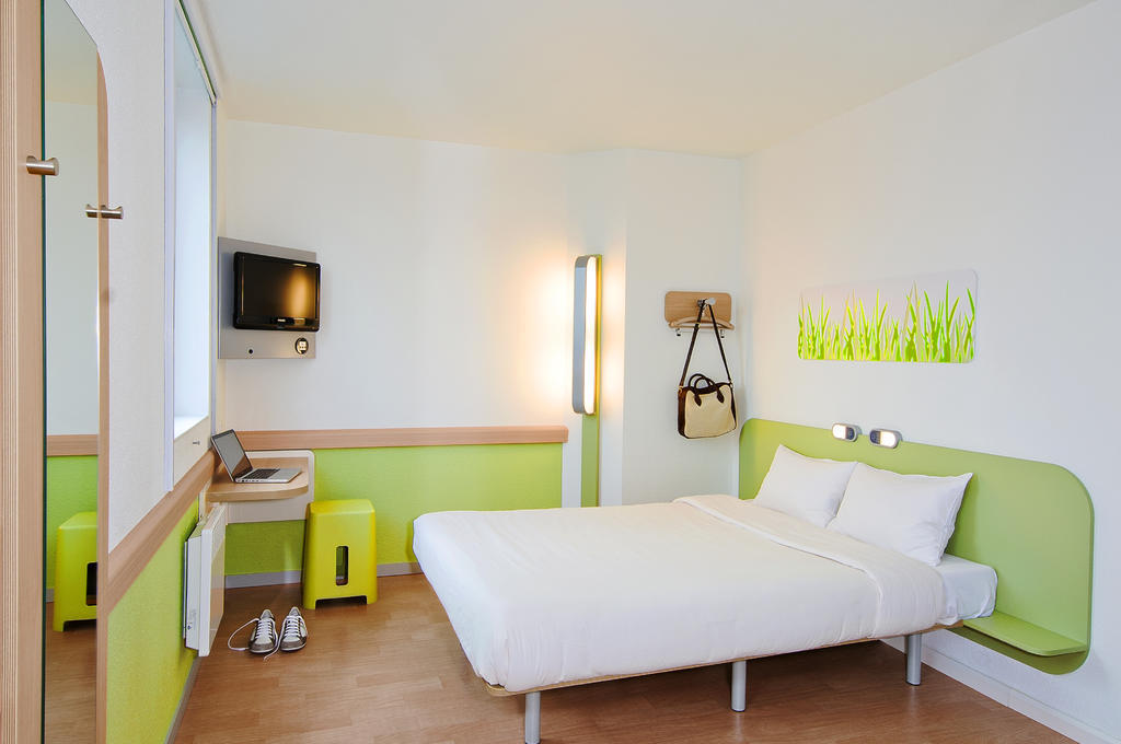 Double Room,1773750876:JPEG