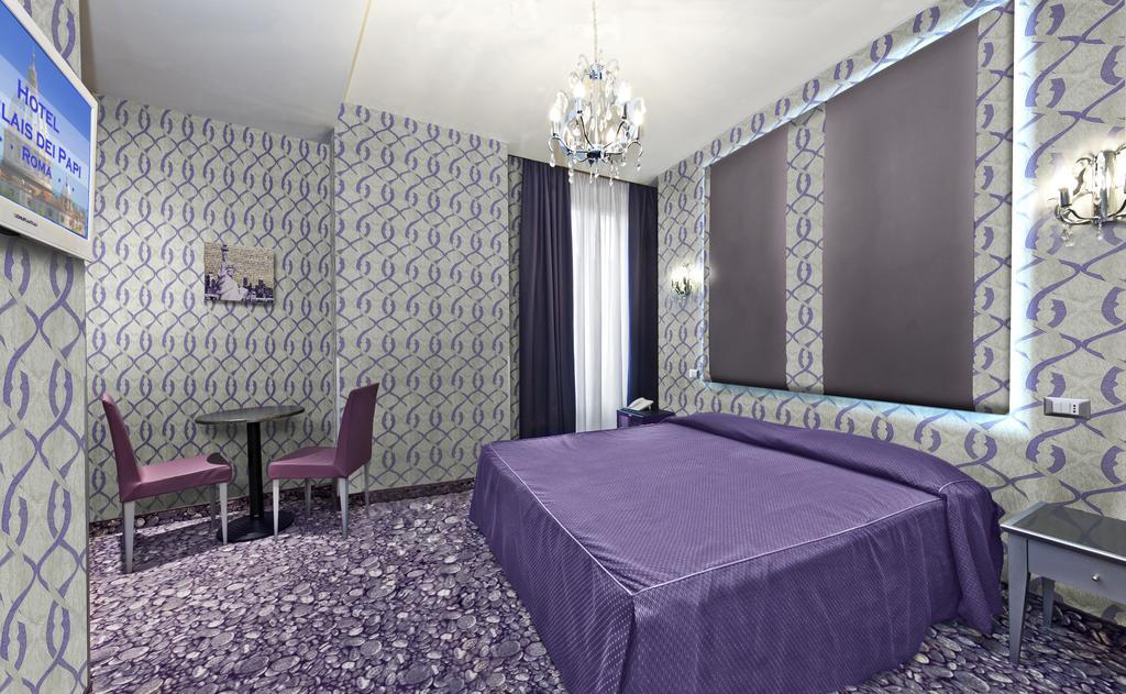 Doppel- oder Zweibettzimmer