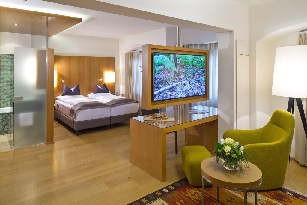Junior Suite Maximilian mit Klimaanlage und 2 Badezimmern