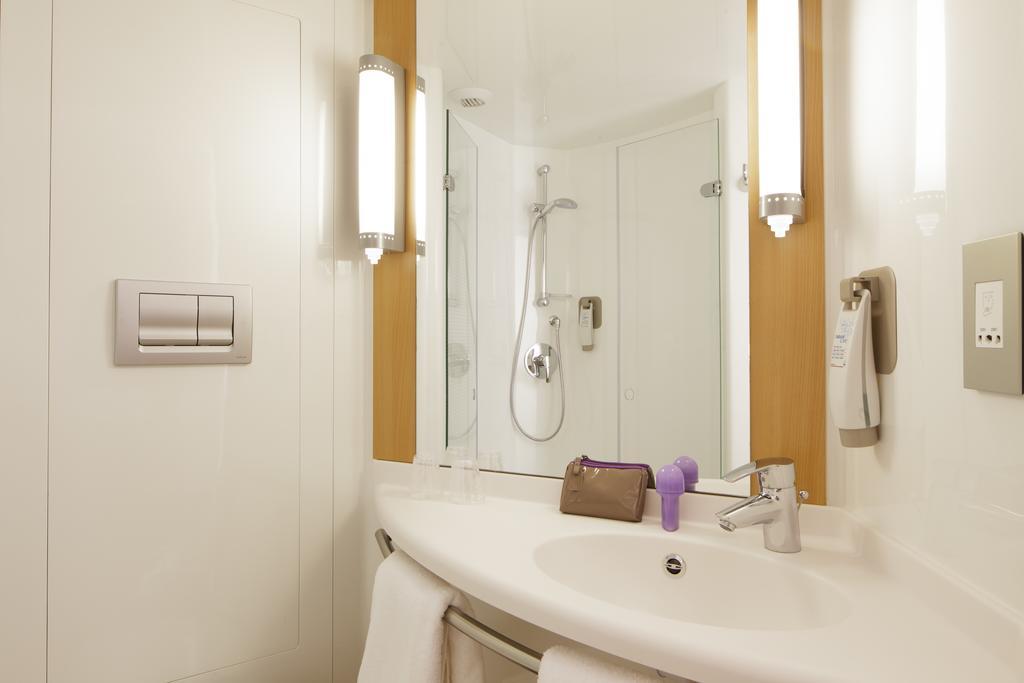 Double Room,1730013067:JPEG