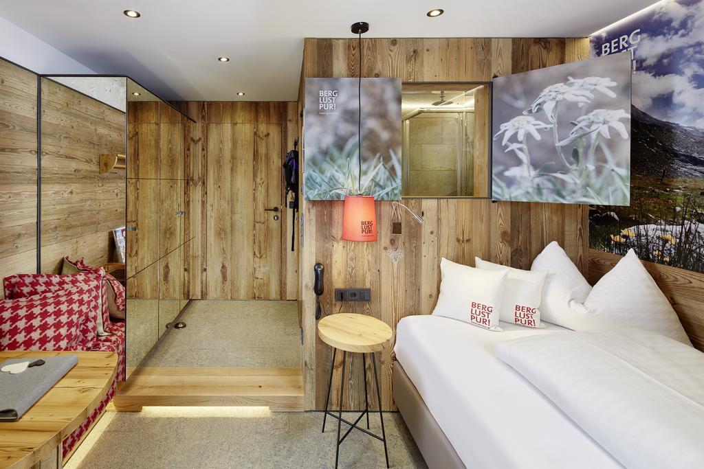 Single Room with Balcony