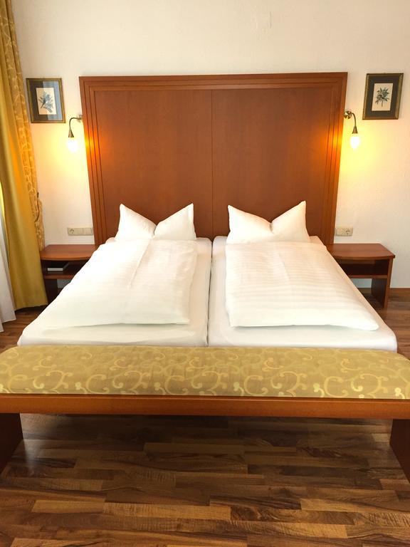 Dreibettzimmer