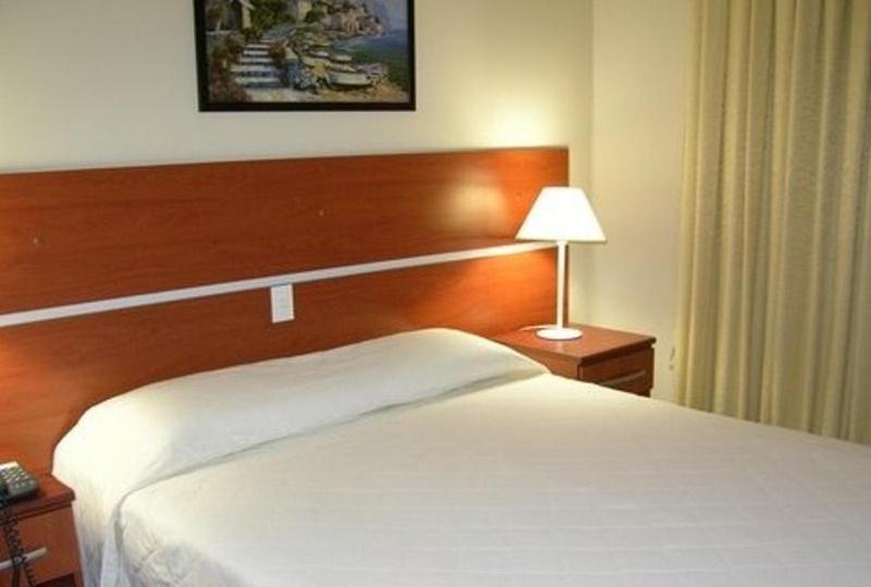 Quarto Superior com Cama de Casal ou 2 de Solteiro e Vista da Cidade