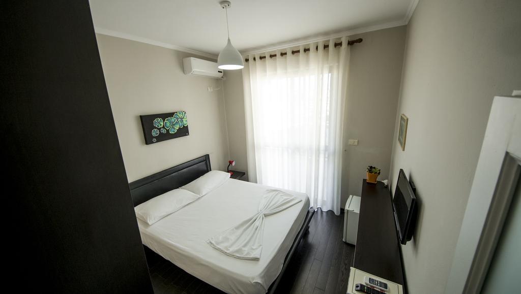 Doppelzimmer mit Balkon