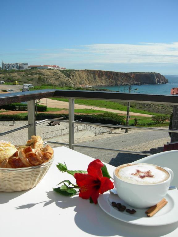 Quarto Duplo com Terraço e Vista do Oceano