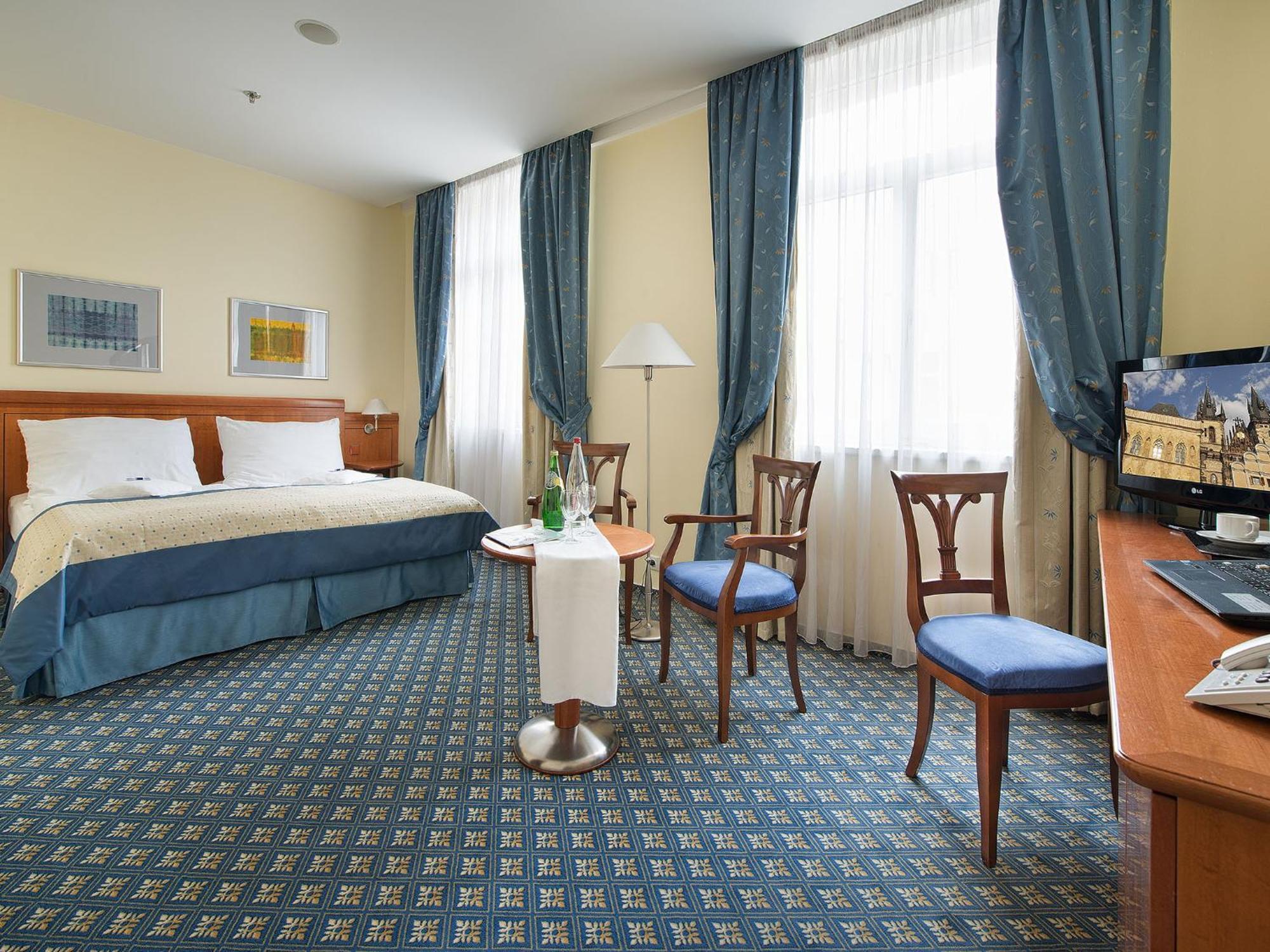 Double Room,1553887738:JPEG