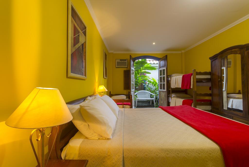 Quarto Família com Varanda