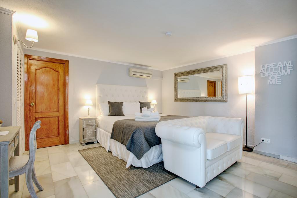 Two-Bedroom Suite,345443695:JPEG