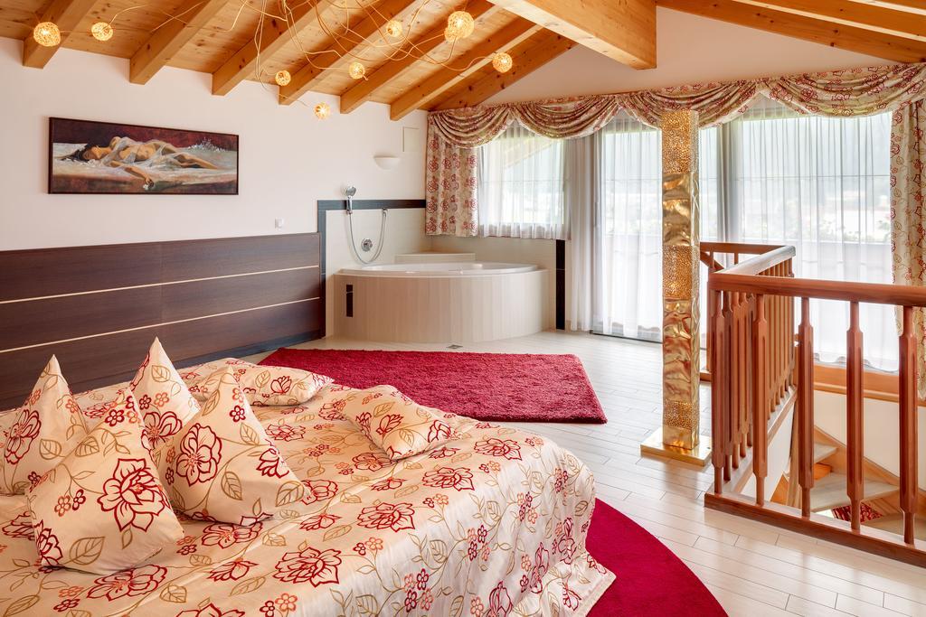 Deluxe Penthouse-Suite