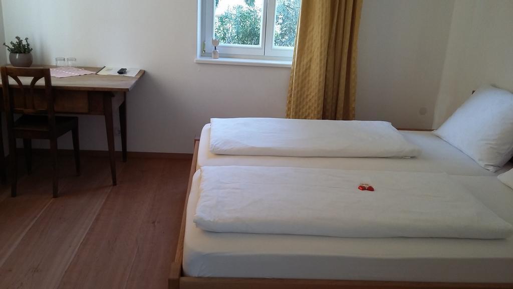 Deluxe Doppelzimmer mit Gartenblick