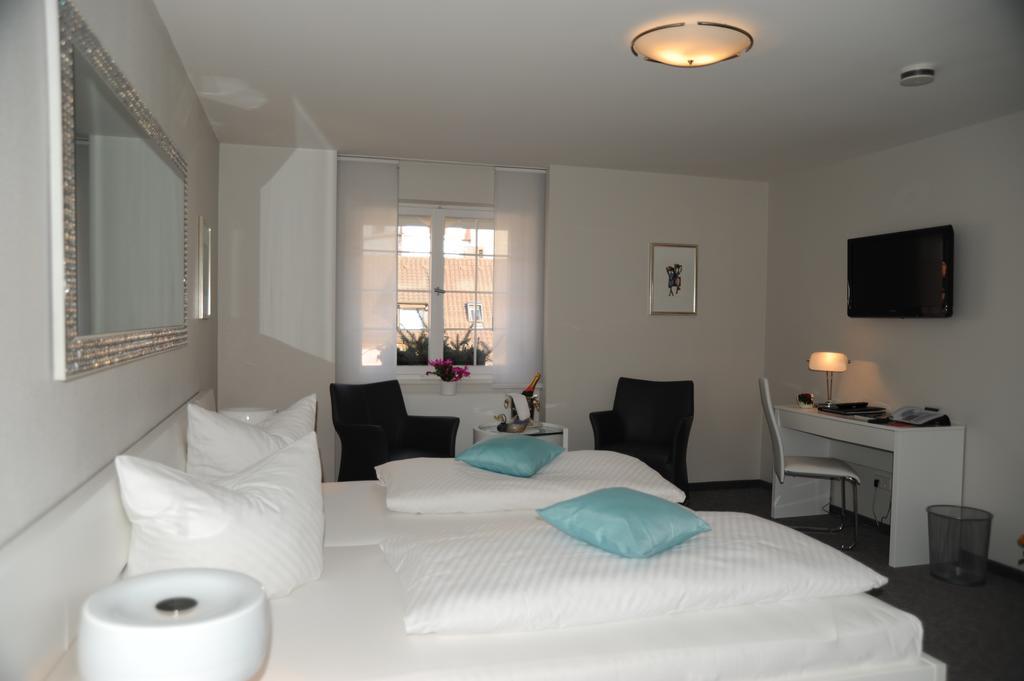 Deluxe Double Room,325270372:JPEG