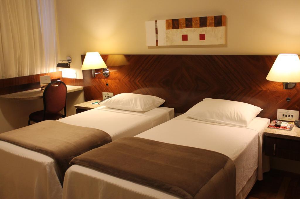 Quarto Superior com 2 Camas de Solteiro