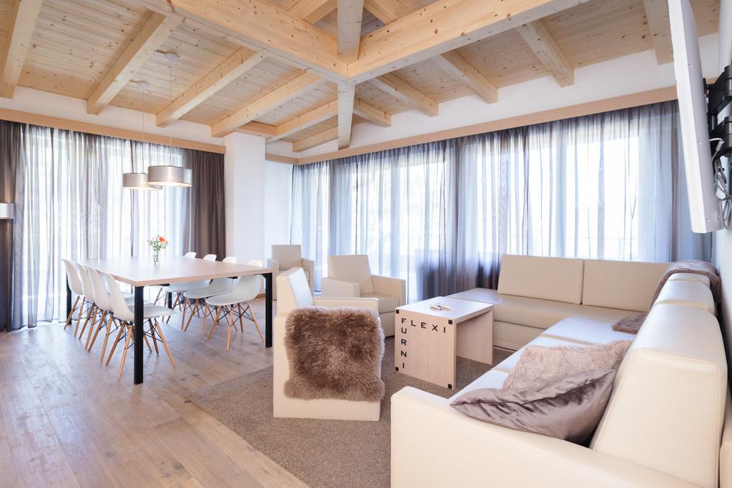 Groot Penthouse Appartement met Terras