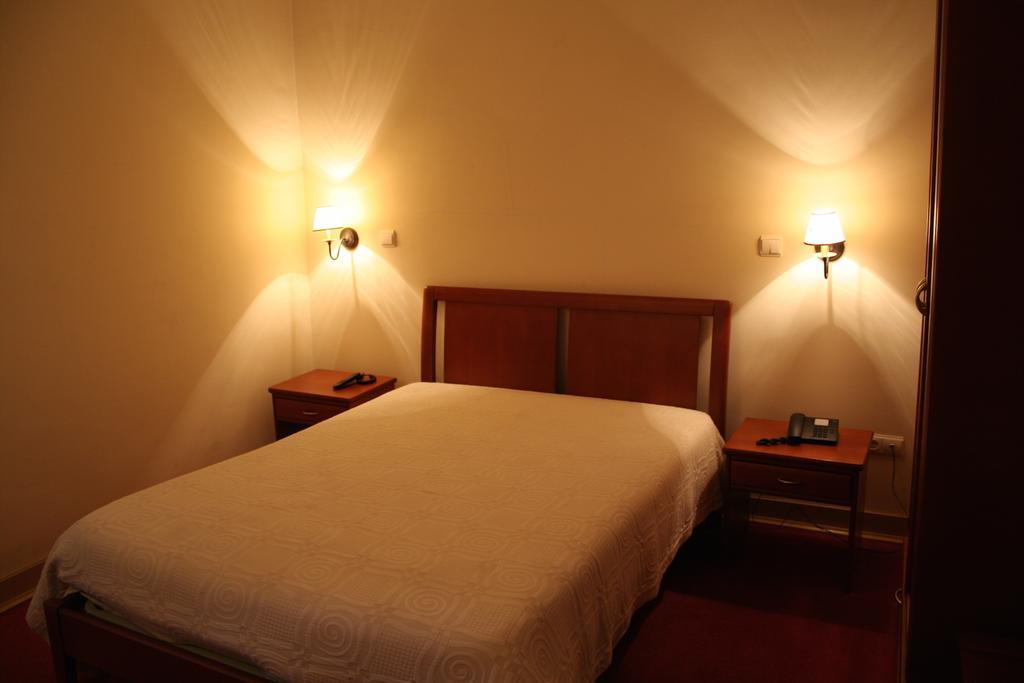Single Room,1677884554:JPEG