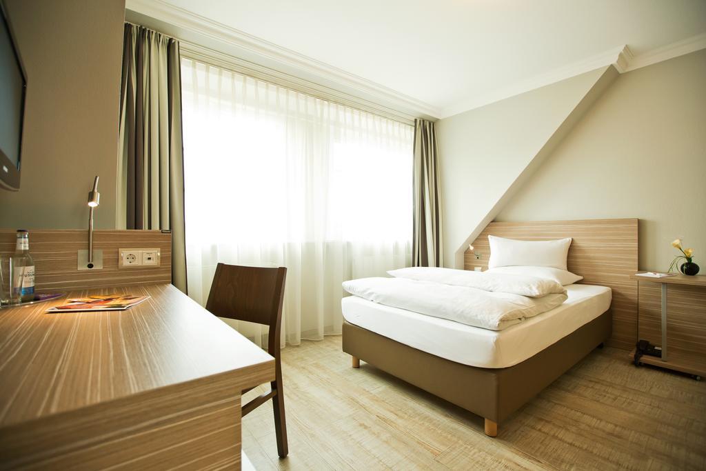 Single Room „Myn"