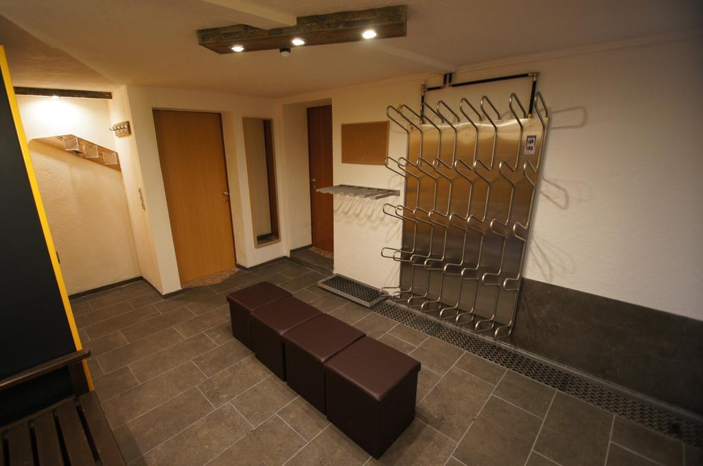 Three-Bedroom Apartment,339619828:JPEG