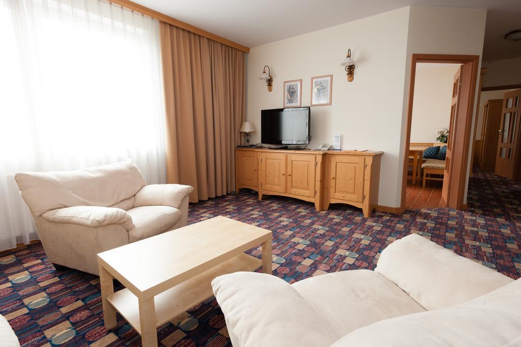 Comfort Quadruple Room,370579342:JPEG
