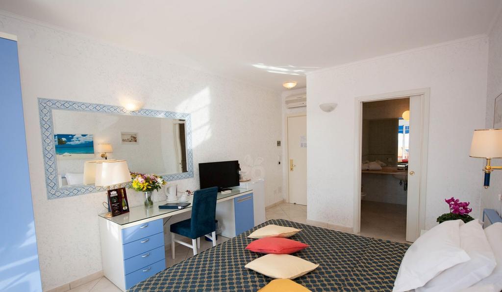 Doppelzimmer mit Meerblick