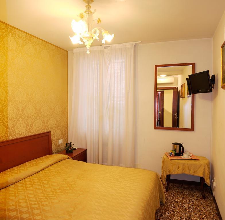 Habitación Doble Económica