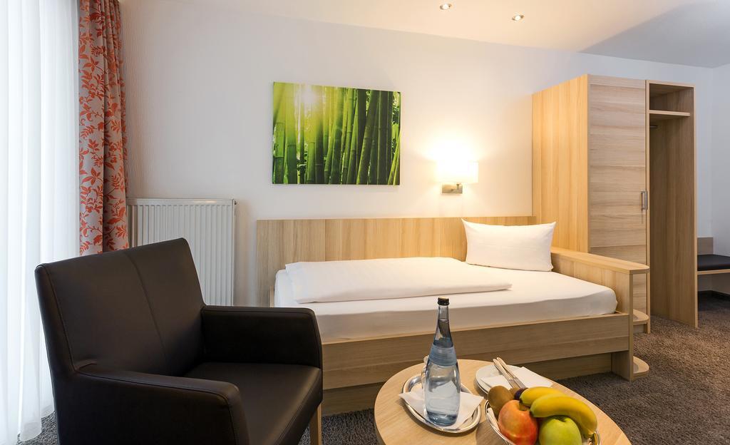 Exclusive Single Room,708246781:JPEG