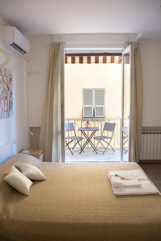 Camera Matrimoniale con Balcone