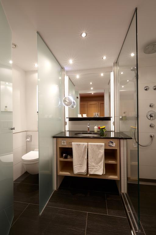 Doppelzimmer mit Balkon