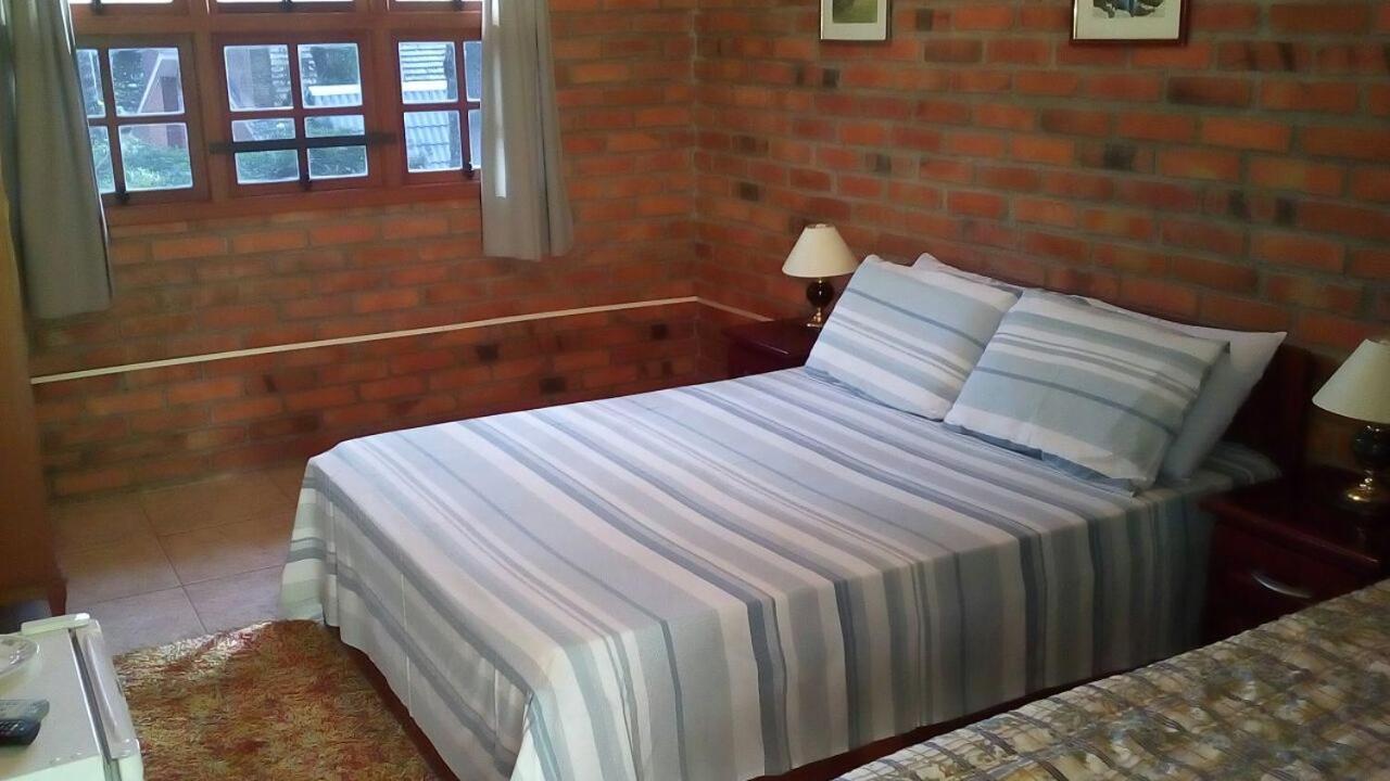 Superior Chalet,389439914:JPEG