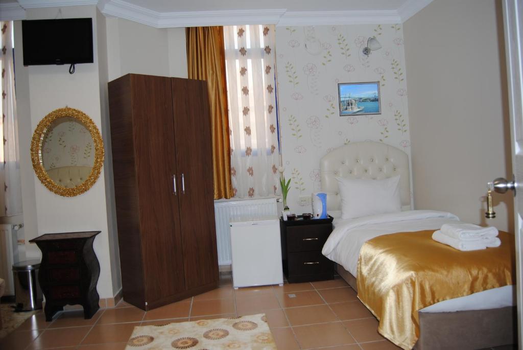 Quarto Familiar (5 Adultos)